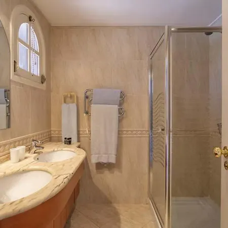 Villa Sleeps 8 Pool Air Con T479857 Quinta do Lago