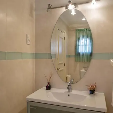 Sleeps 8 Pool Air Con T479857 Villa *